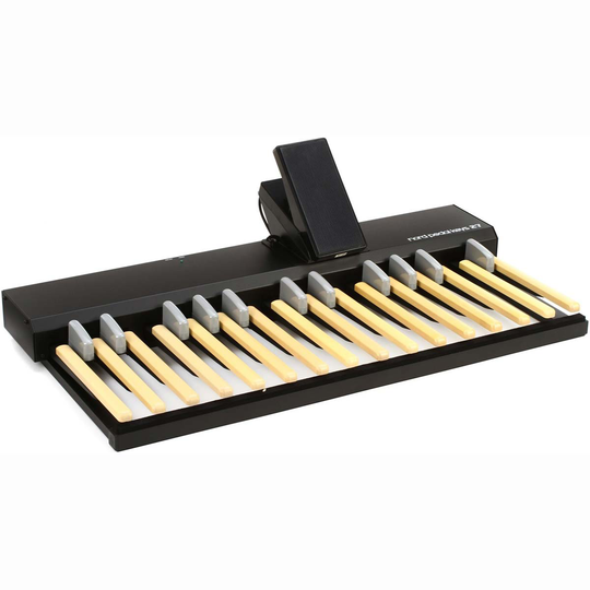 Nord Pedal Keys 27 midi-pedal-board