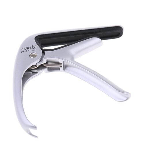 Musedo MC-6 capo till spansk gitarr